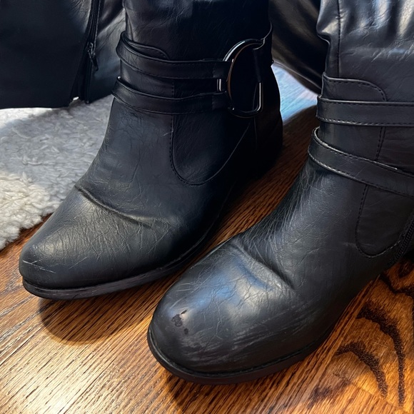 Black Knee High Boots - Picture 4 of 6